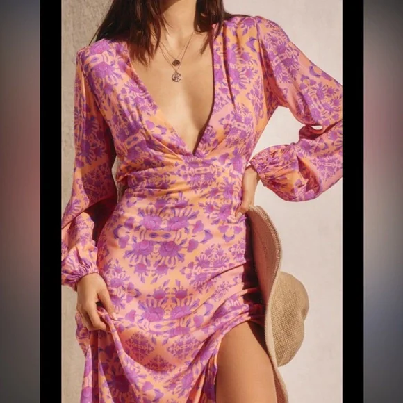 NWT Luli Fama x Anthropologie Printed Deep-V maxi Dress in pink - Picture 2 of 9